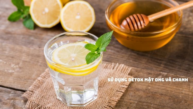 Sử dụng detox bằng mật ong và chanh giúp giảm mỡ bắp tay hiệu quả